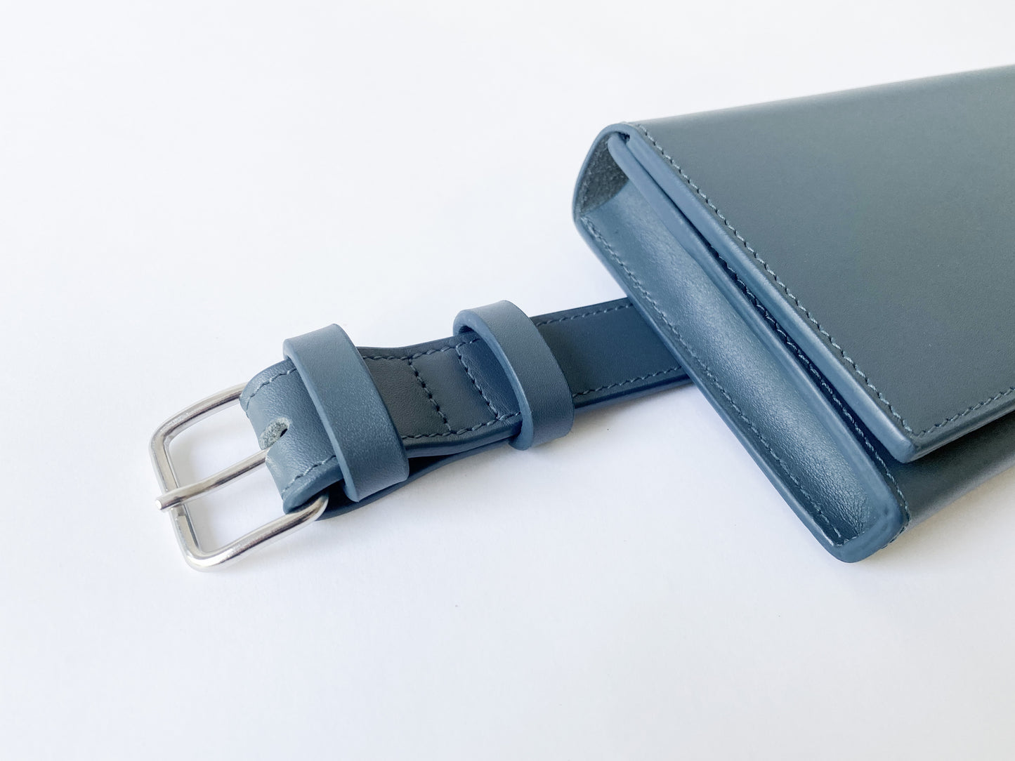 SAC BANANE / Bleu pétrole