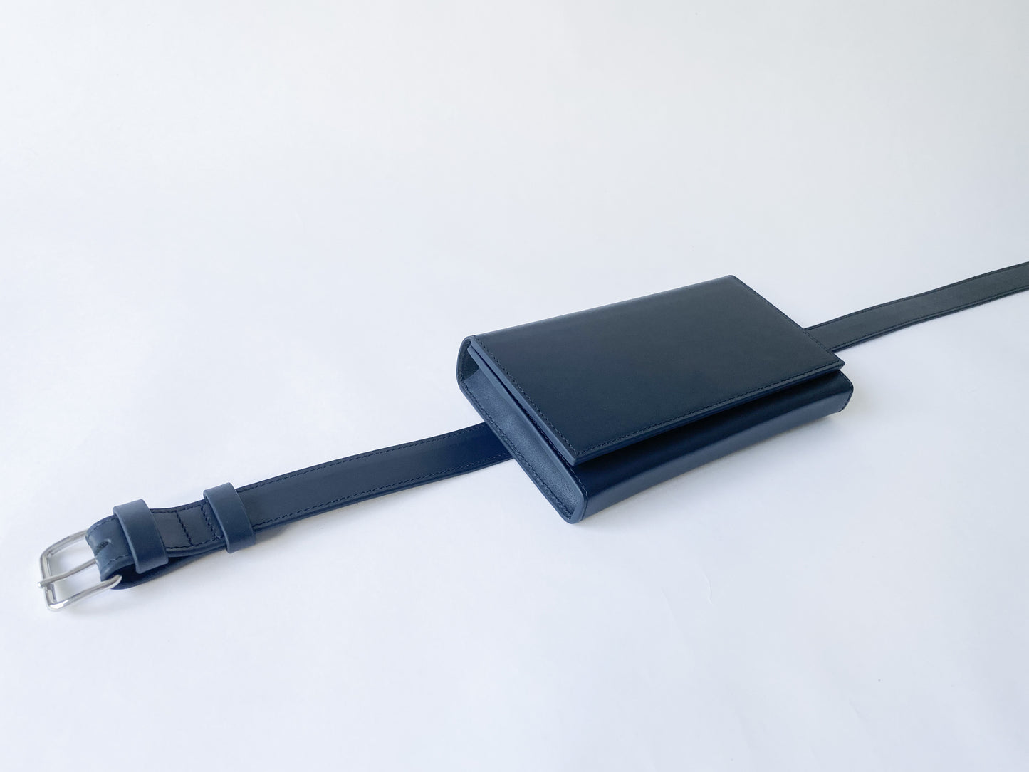 SAC BANANE / Bleu marine