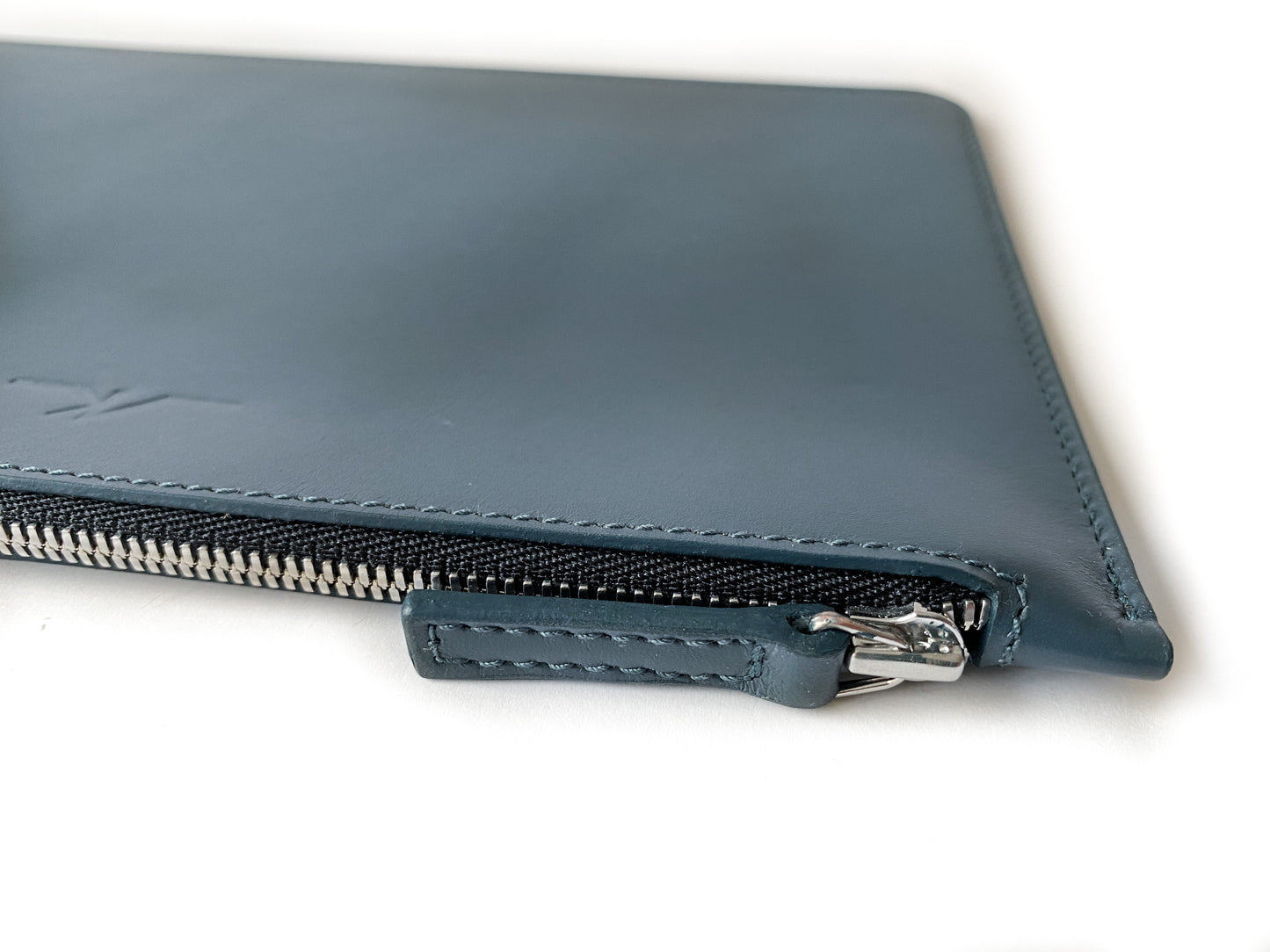 POCHETTE / Bleu pétrole